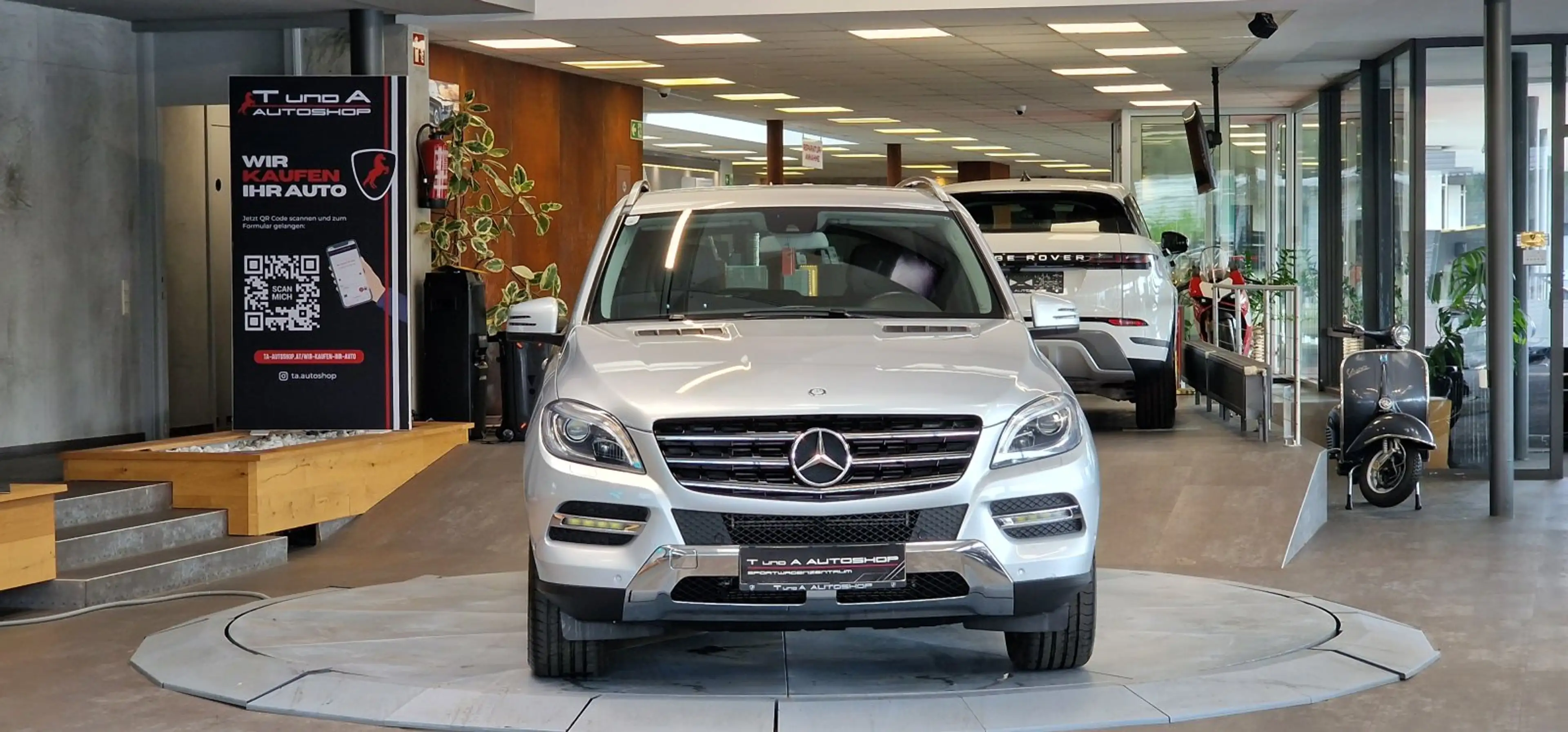 Mercedes-Benz ML 250 BlueTEC 4Matic Aut. *19Zoll*LED*Luftfederung* — photo 2