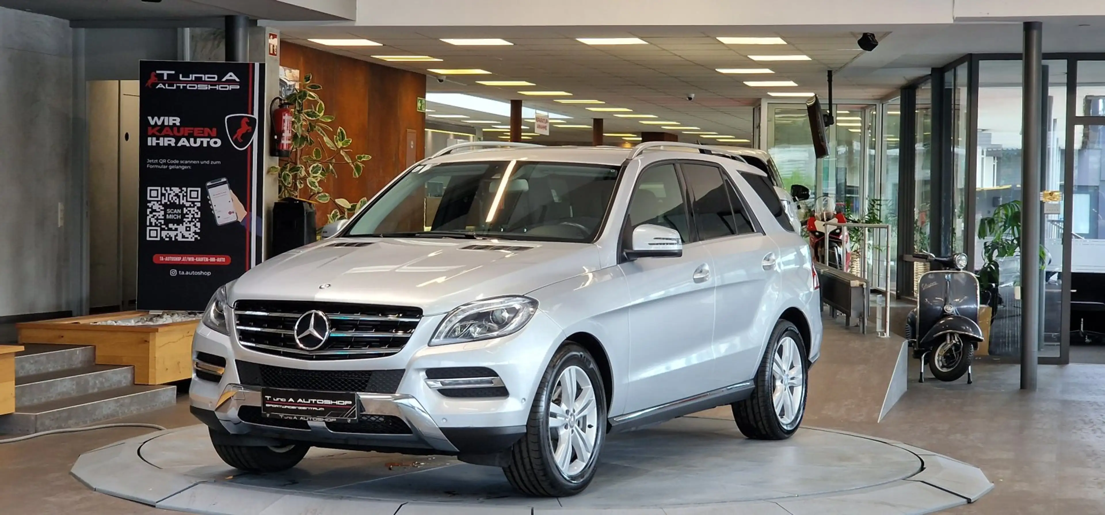 Mercedes-Benz ML 250 BlueTEC 4Matic Aut. *19Zoll*LED*Luftfederung*
