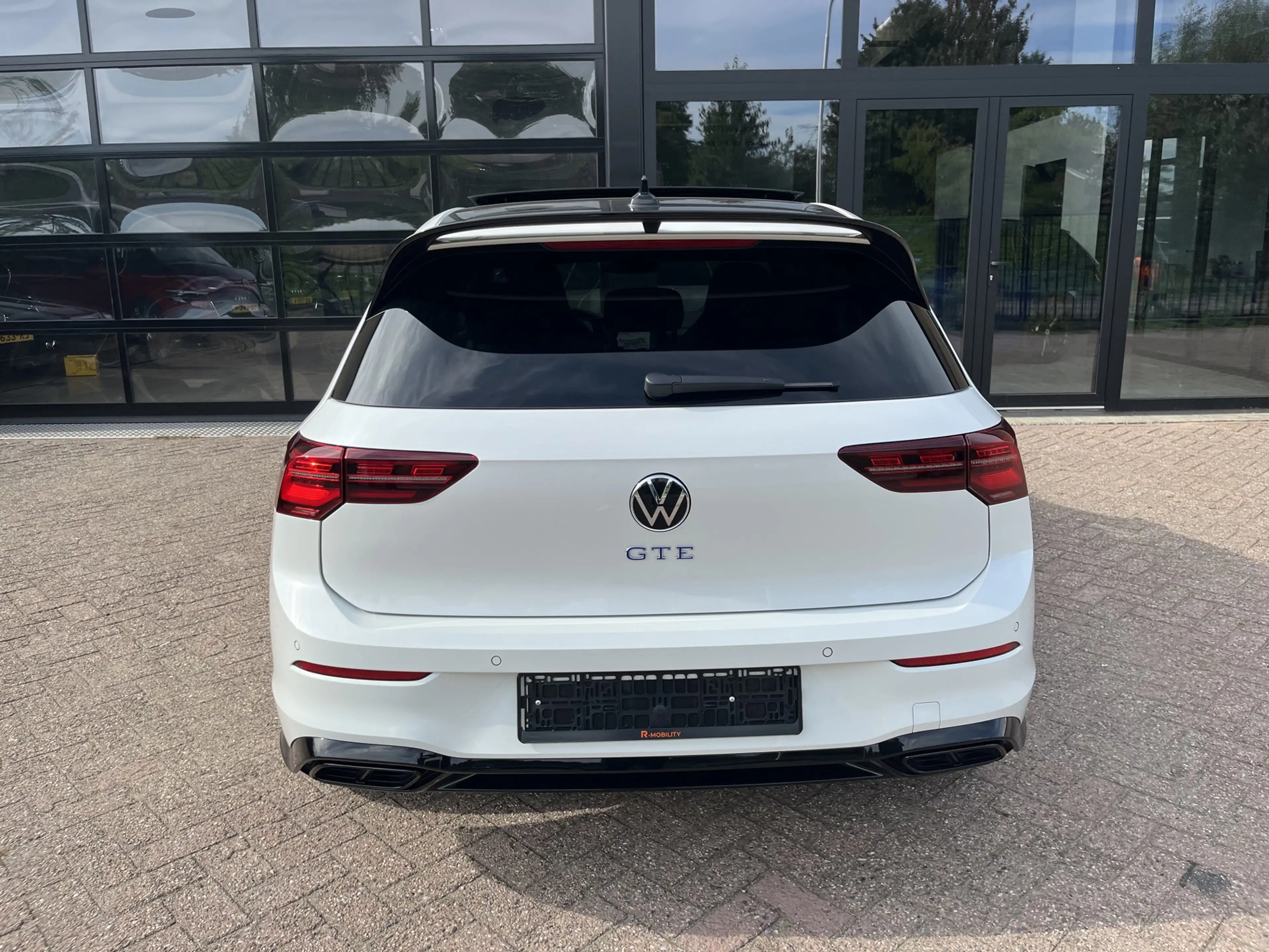 Volkswagen Golf GTE 1.4 eHybrid Panodak, Virtual — photo 12