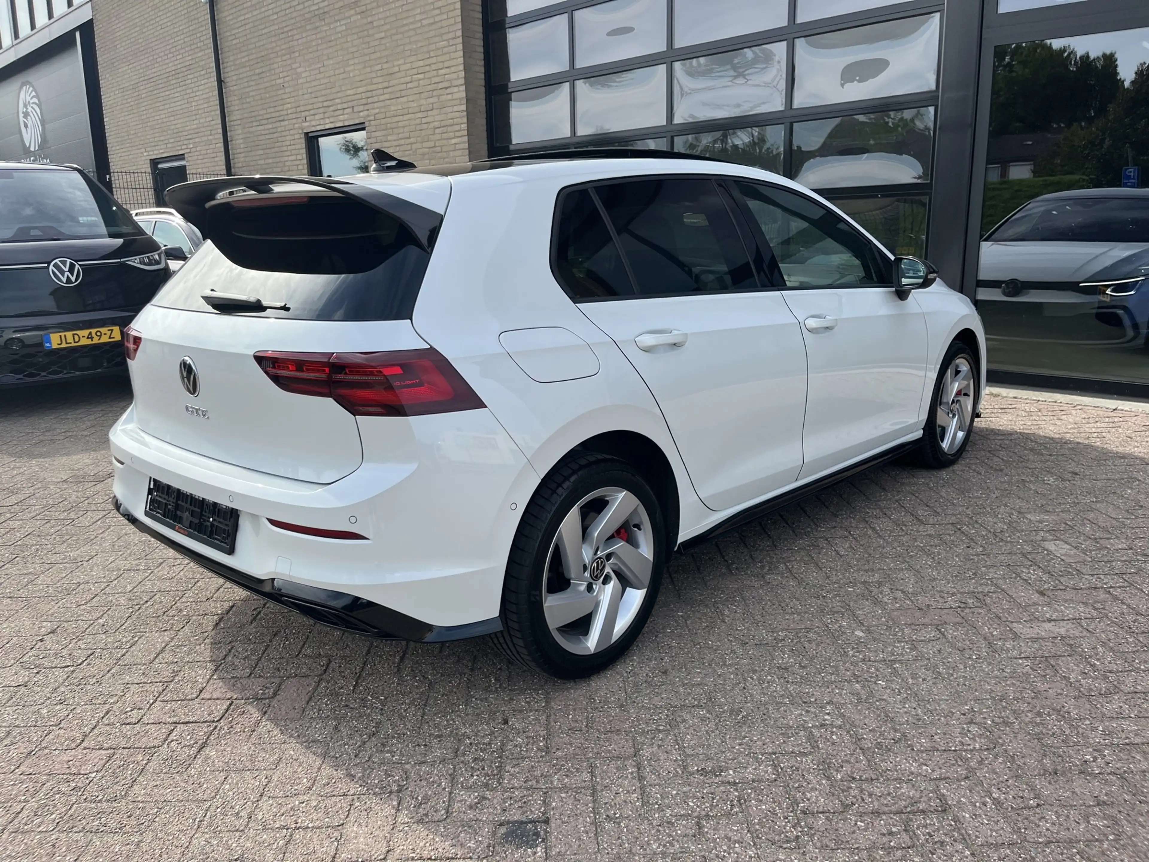 Volkswagen Golf GTE 1.4 eHybrid Panodak, Virtual — photo 13
