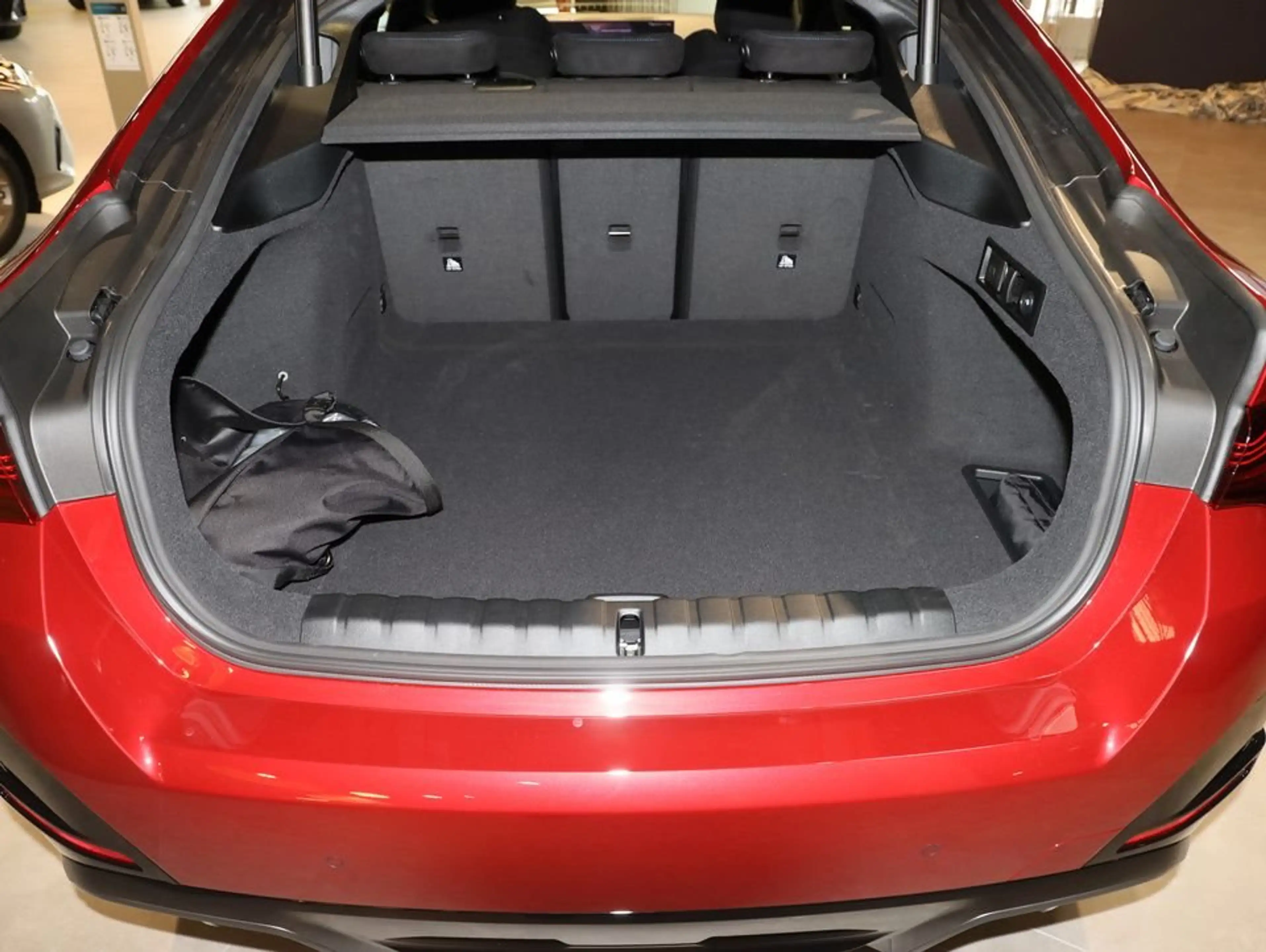BMW i4 eDrive40 M Sportpaket Pro UPE 80.100 EUR — photo 10
