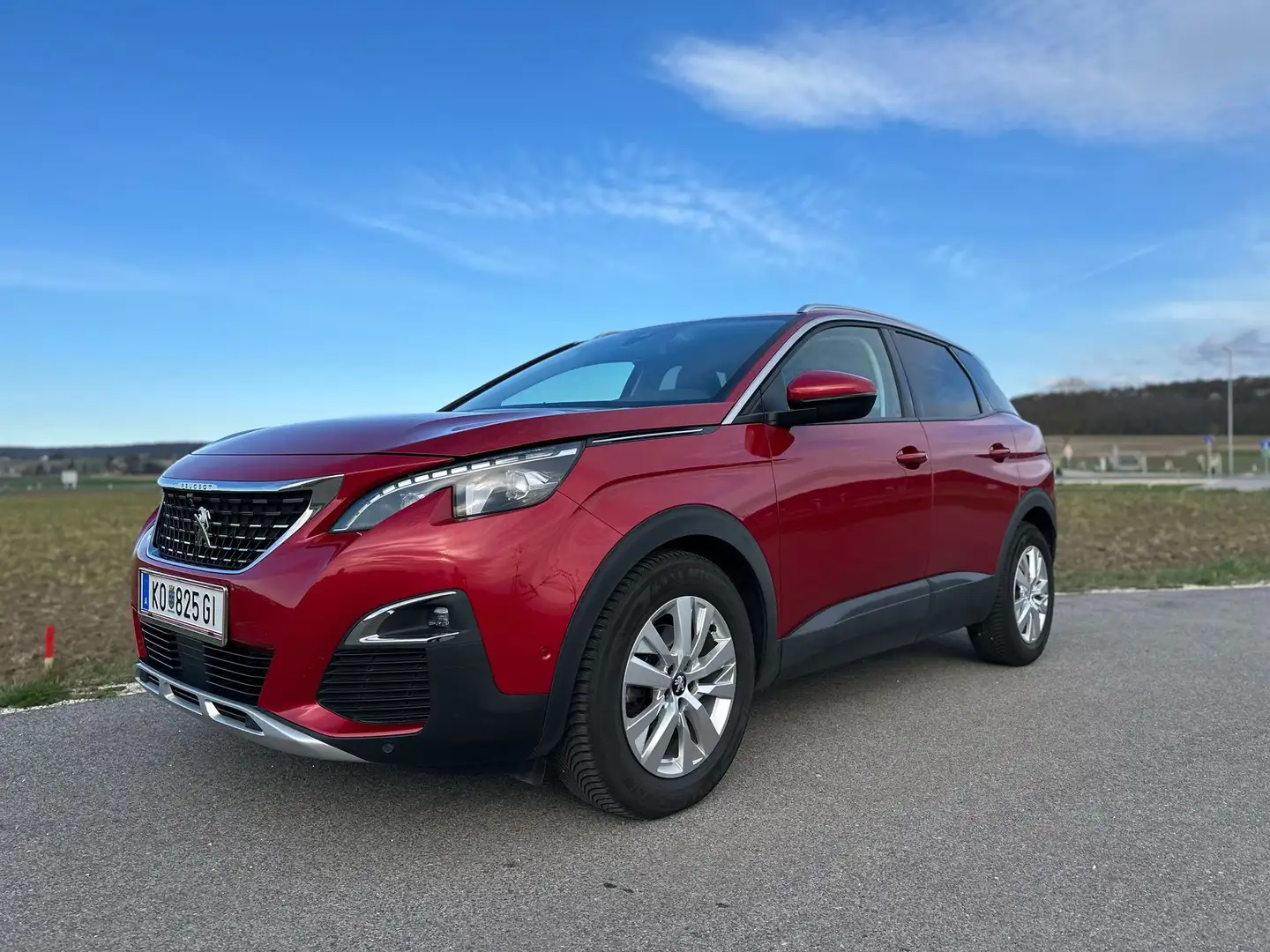Peugeot 3008 1.5 BlueHDi 130 S Allure Automatik Rot - 1