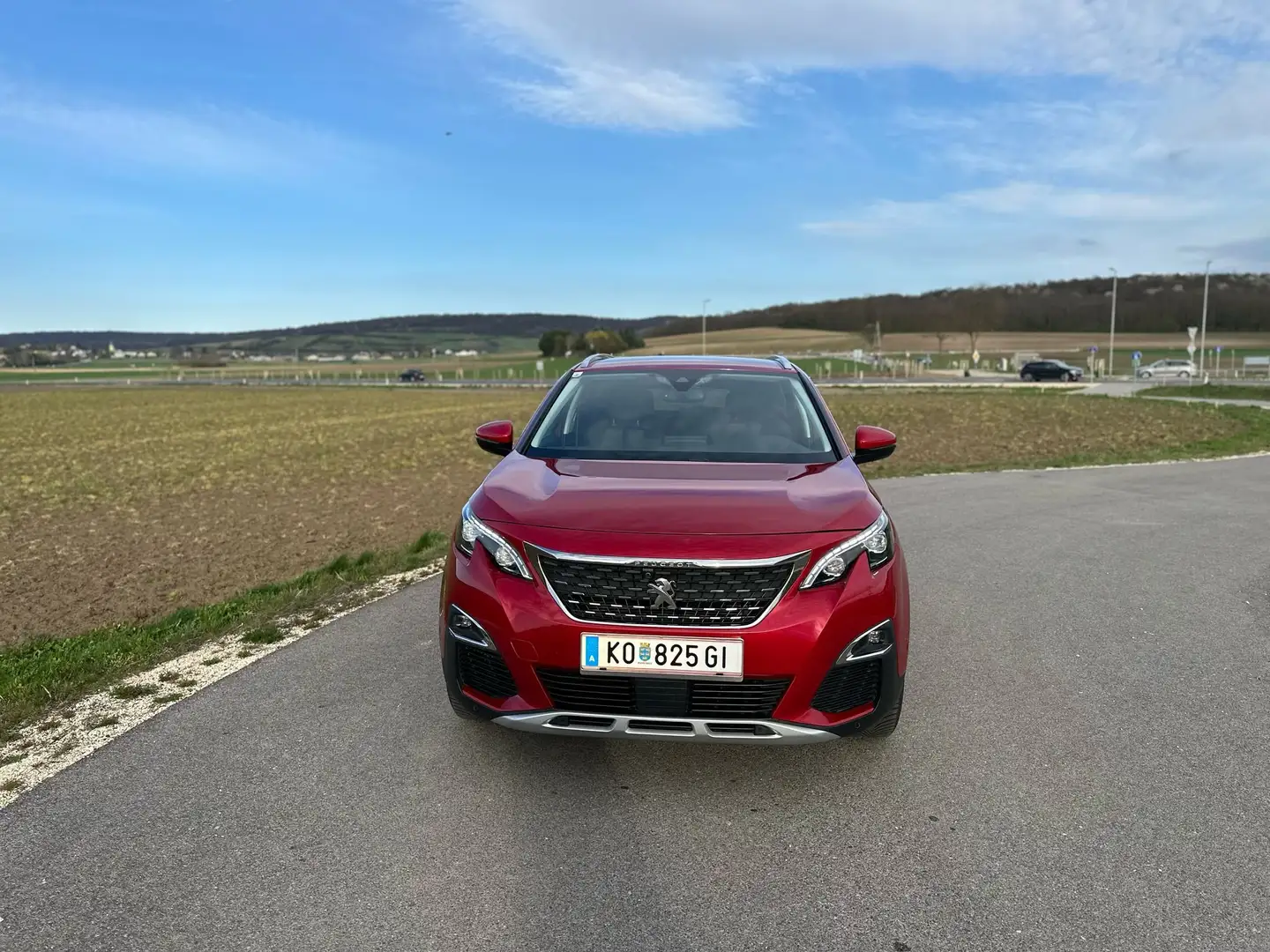 Peugeot 3008 1.5 BlueHDi 130 S Allure Automatik Rot - 2