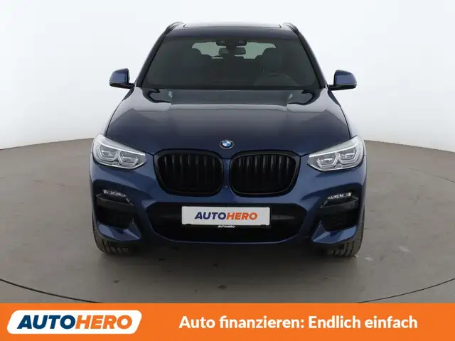 BMW X3 view 9