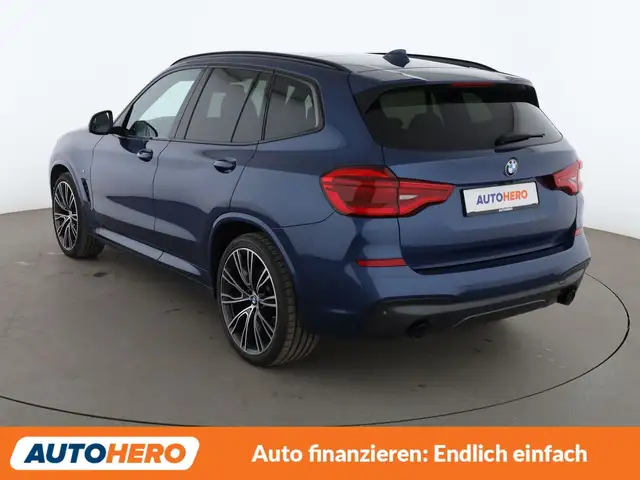BMW X3 view 4