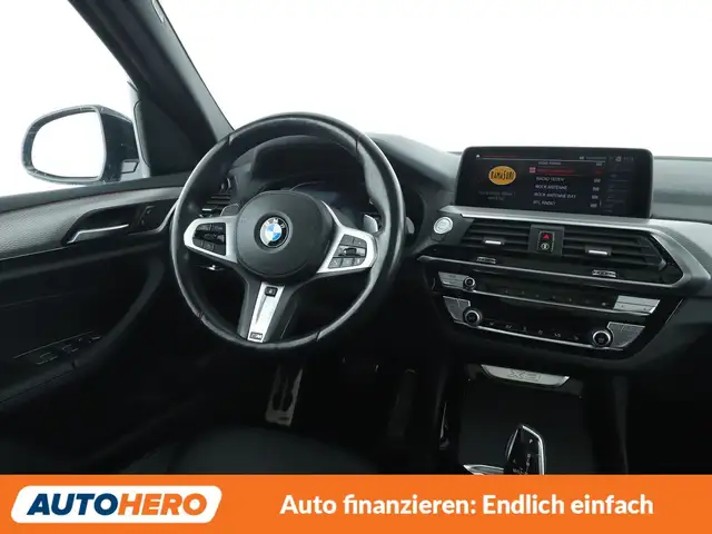 BMW X3 view 13