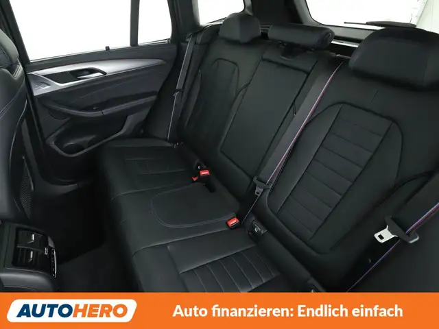 BMW X3 view 14