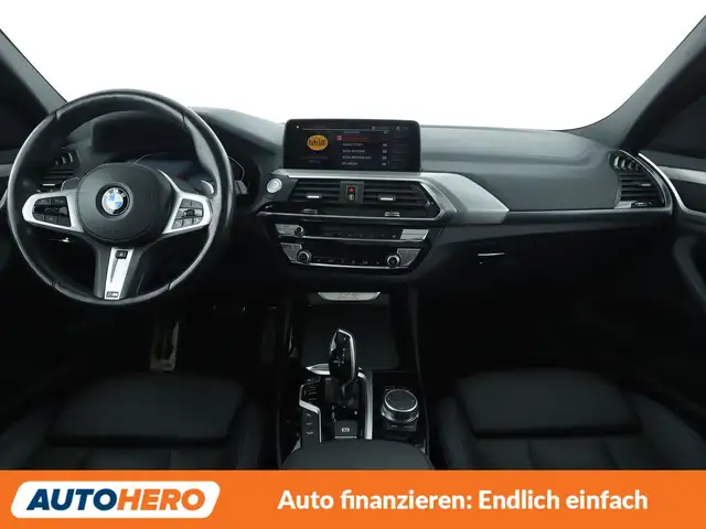 BMW X3 view 12