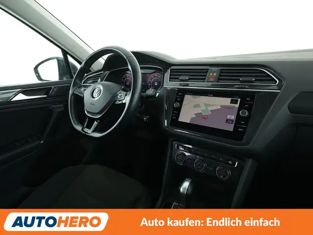 Volkswagen Tiguan view 13