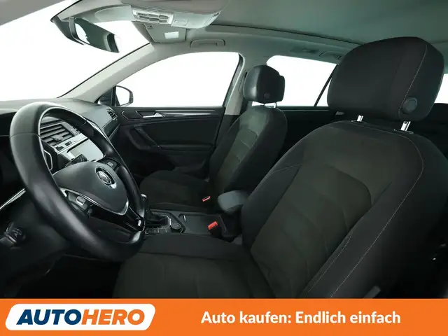 Volkswagen Tiguan view 10
