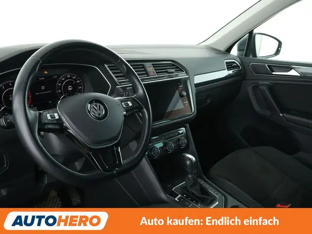 Volkswagen Tiguan view 11