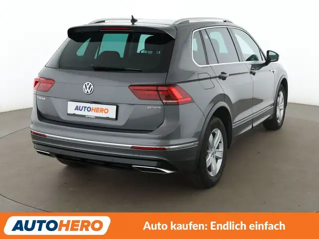 Volkswagen Tiguan view 6