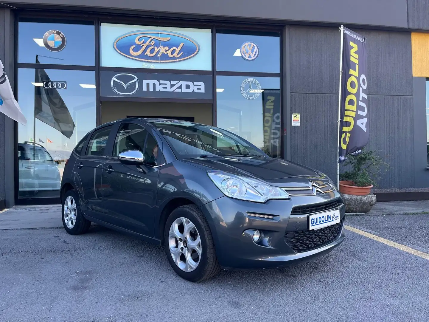 Citroen C3 1.0 VTI 68CV 5P NEOPATENTATI TOUCH SCREEN Grijs - 1
