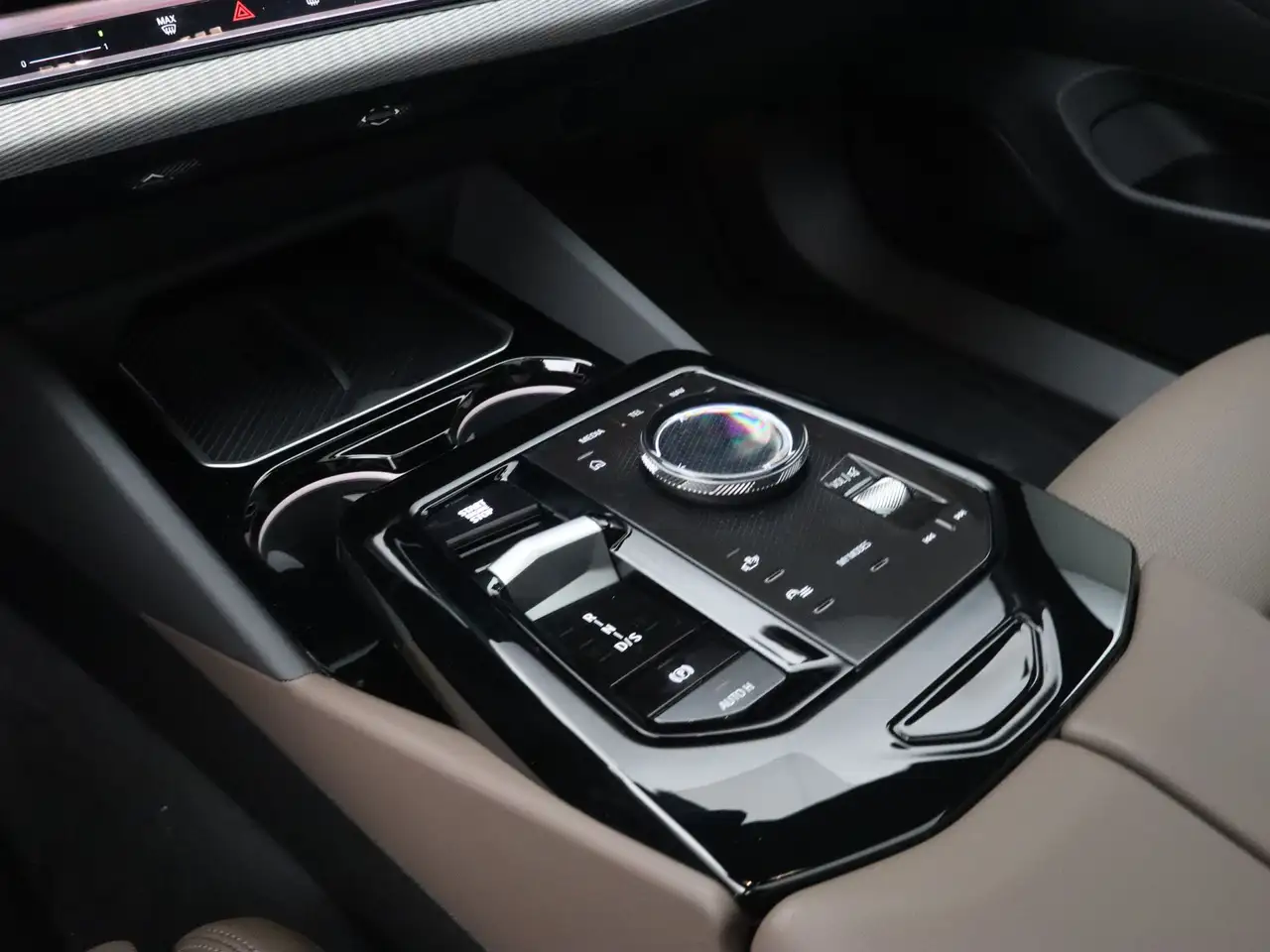 BMW i5 2026 — фото 15