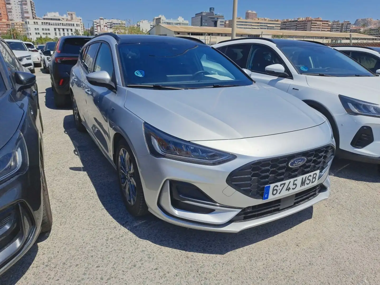 Ford Focus Sportbreak 1.0 Ecoboost MHEV ST-Line 155 Aut. Grijs - 1