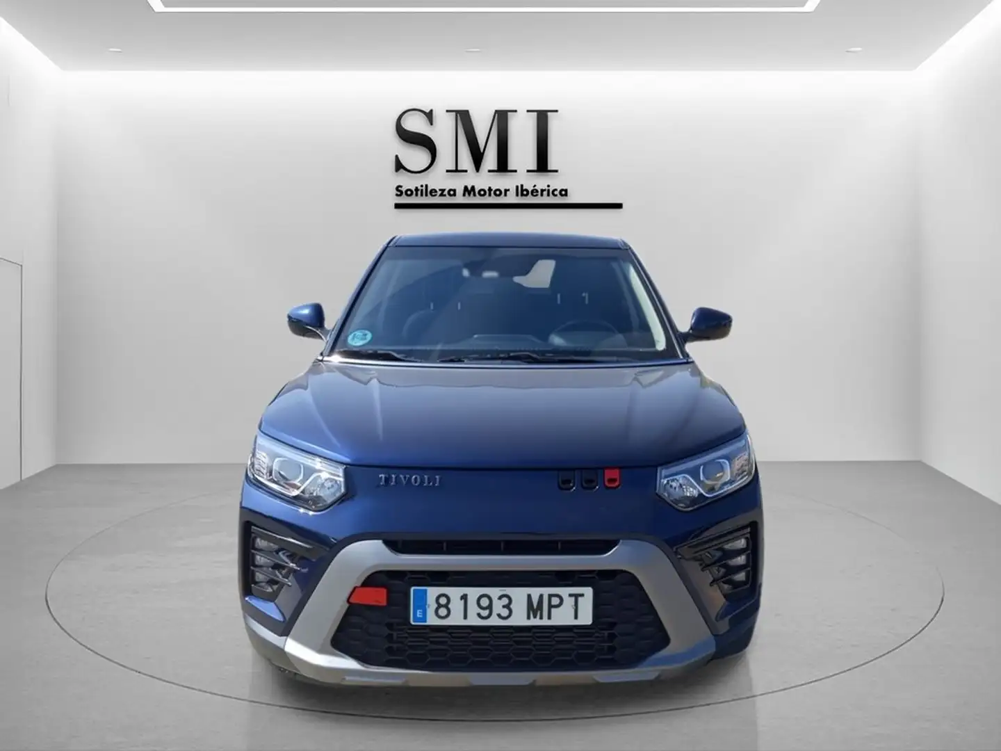 SsangYong Tivoli G15 Line LP 4x2 Blanco - 2