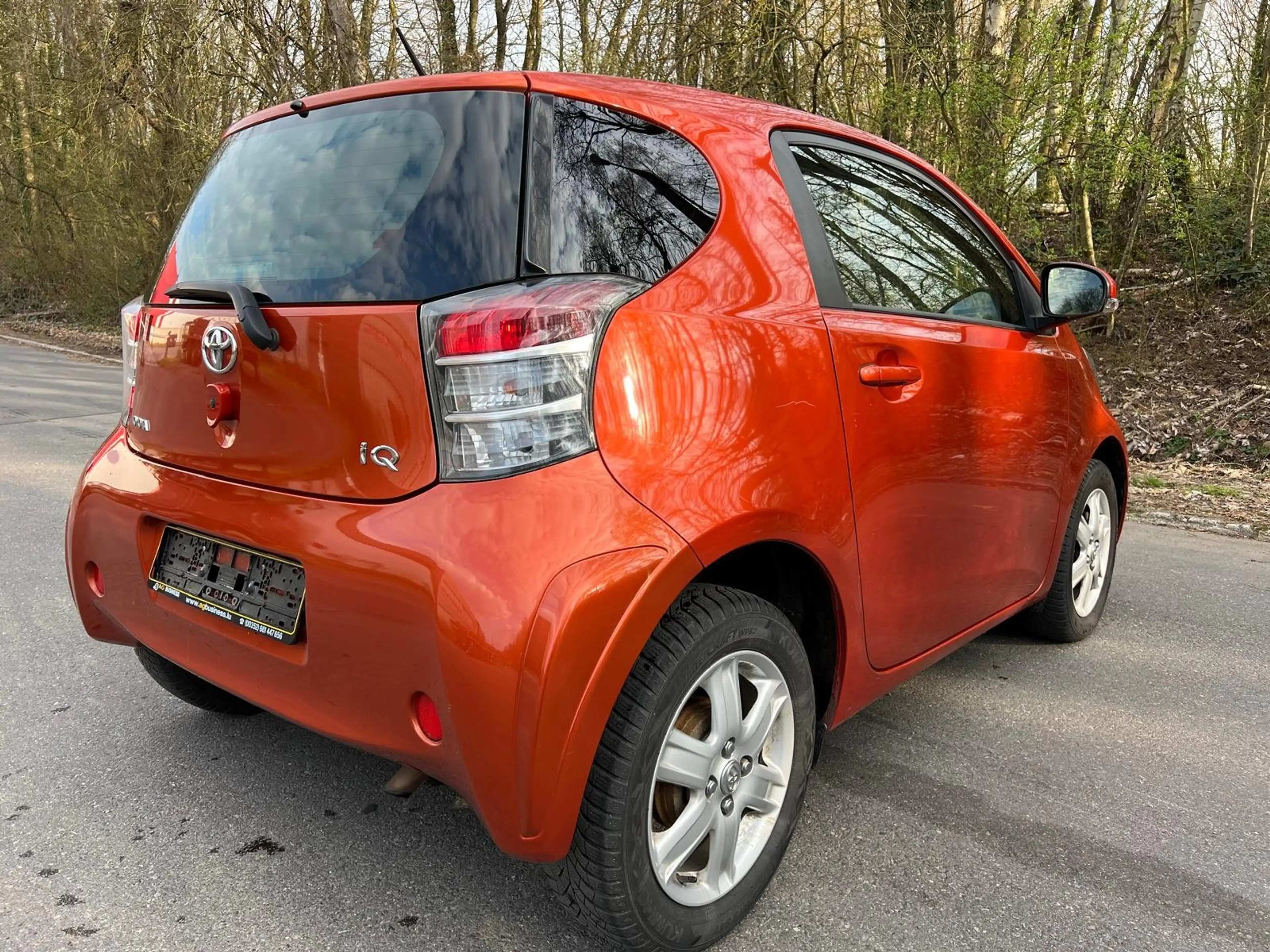 Toyota iQ IQ 1.0 Multidrive Automatique Jante Clima — photo 4