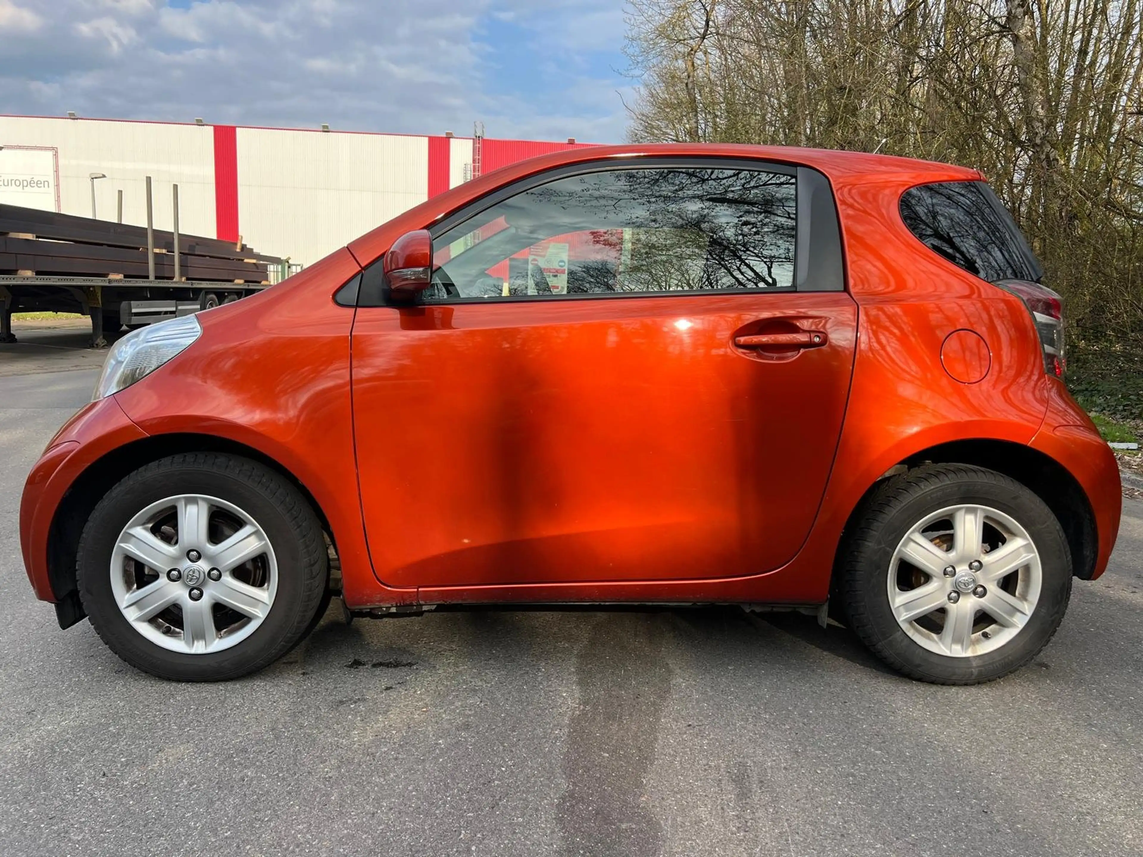 Toyota iQ IQ 1.0 Multidrive Automatique Jante Clima — photo 9