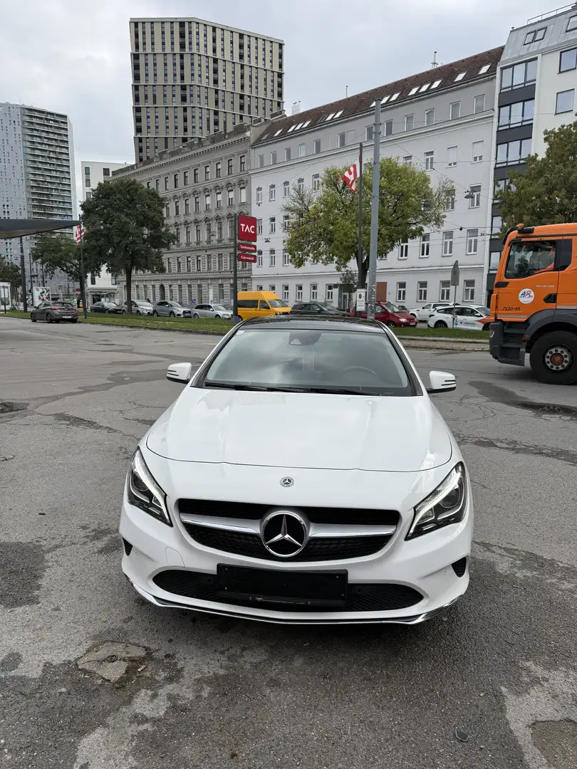 Mercedes-Benz CLA 200 d Austria Edition Aut. Weiß - 1