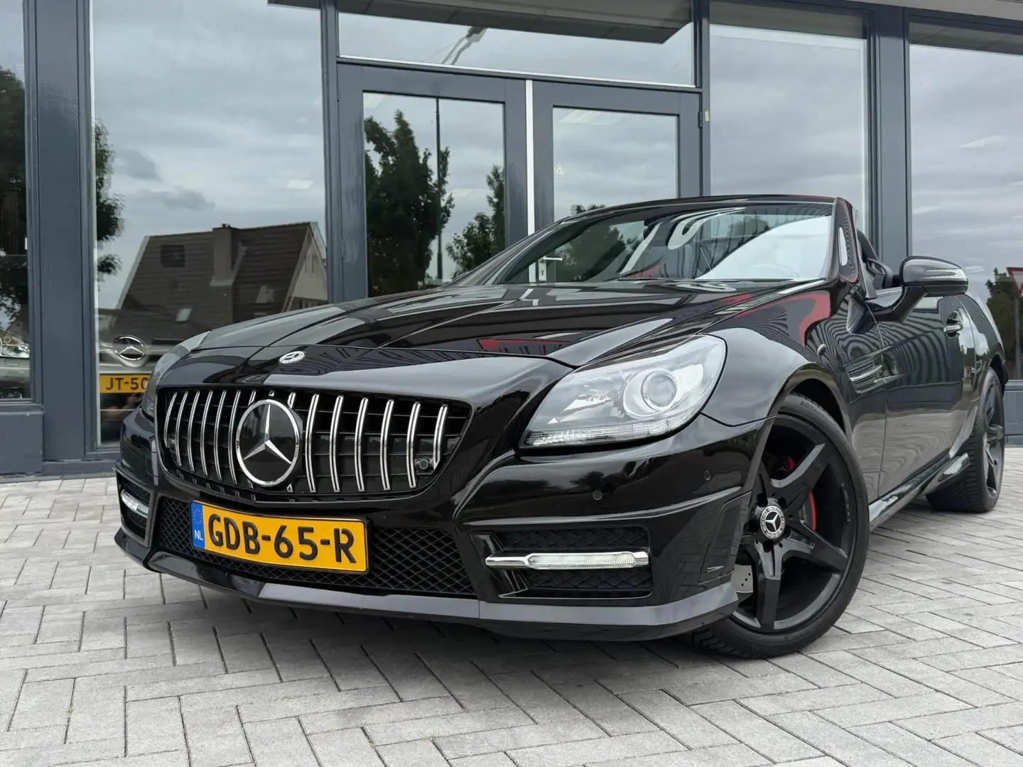 Mercedes-Benz SLK 200 AMG Schwarz - 2