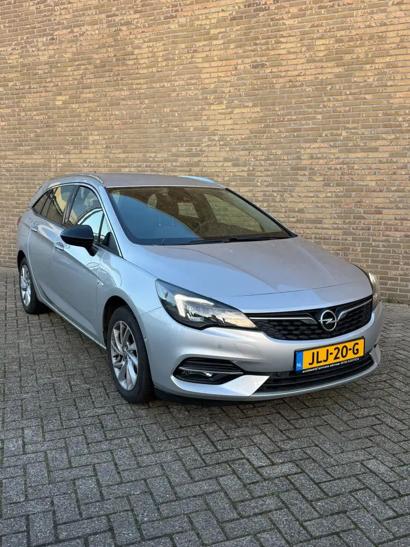 Opel Astra Sports Tourer 1.2 Business Edition Grau - 1