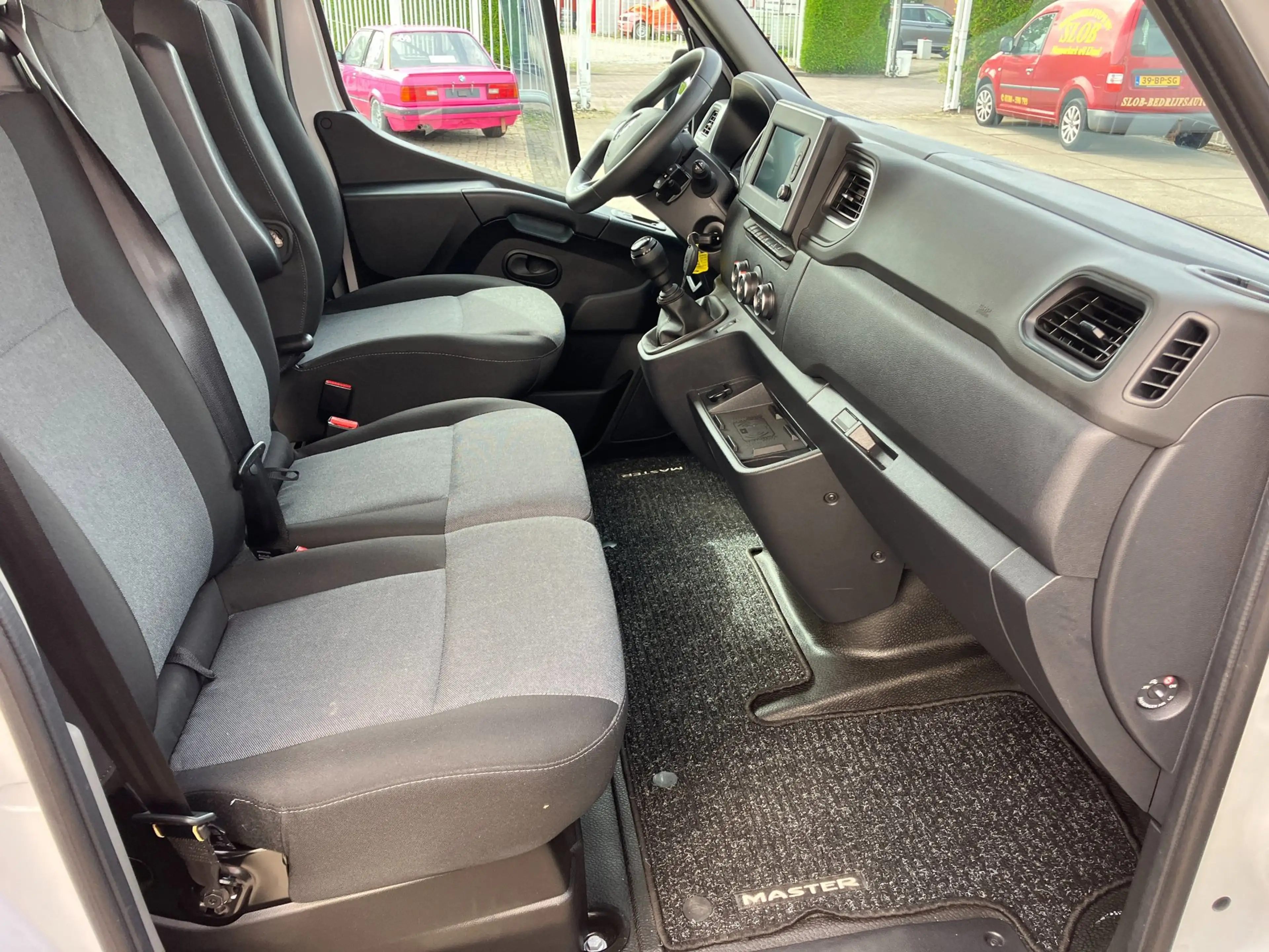 Renault Master T35 2.3 dCi 135 L3H2 Work Edition Geschikt voor de — photo 31