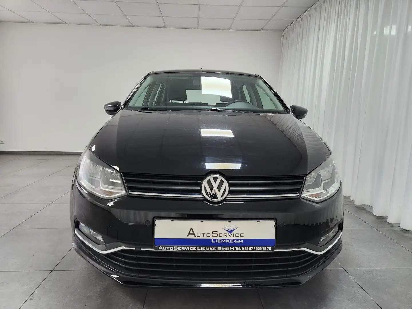 Volkswagen Polo Comfortline 5-Türer 90PS SHZ TEL PDC M&S Black - 2