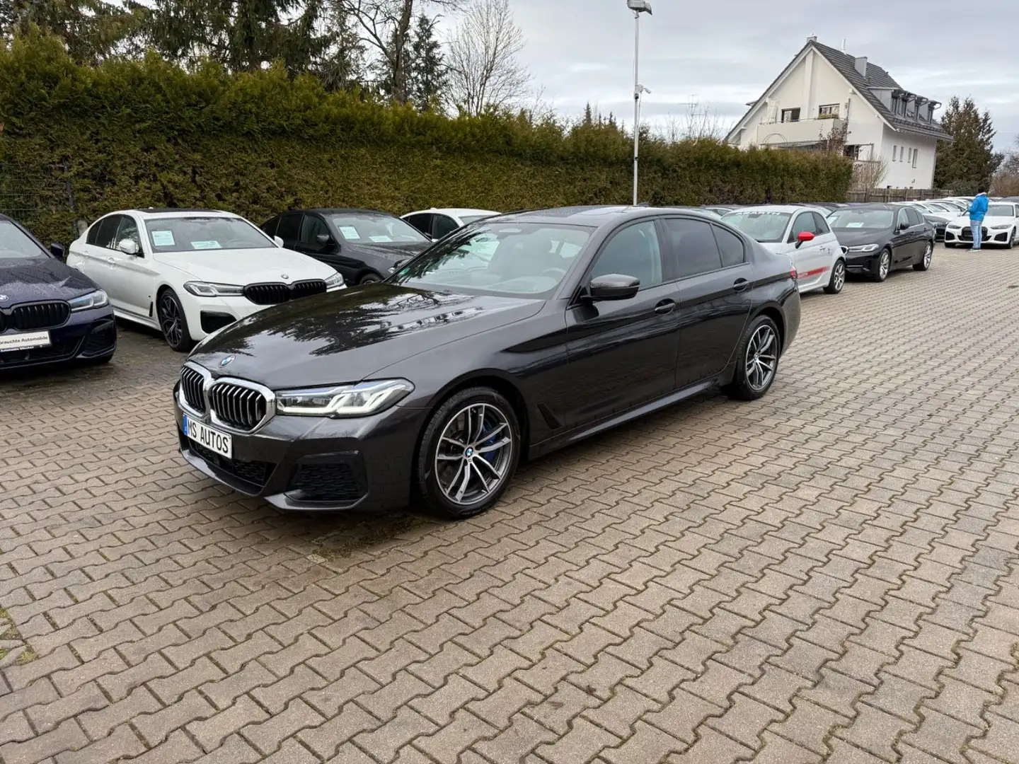 BMW 530 d xDrive MSport*Glass.Dach*Head Up*Massage Gris - 1