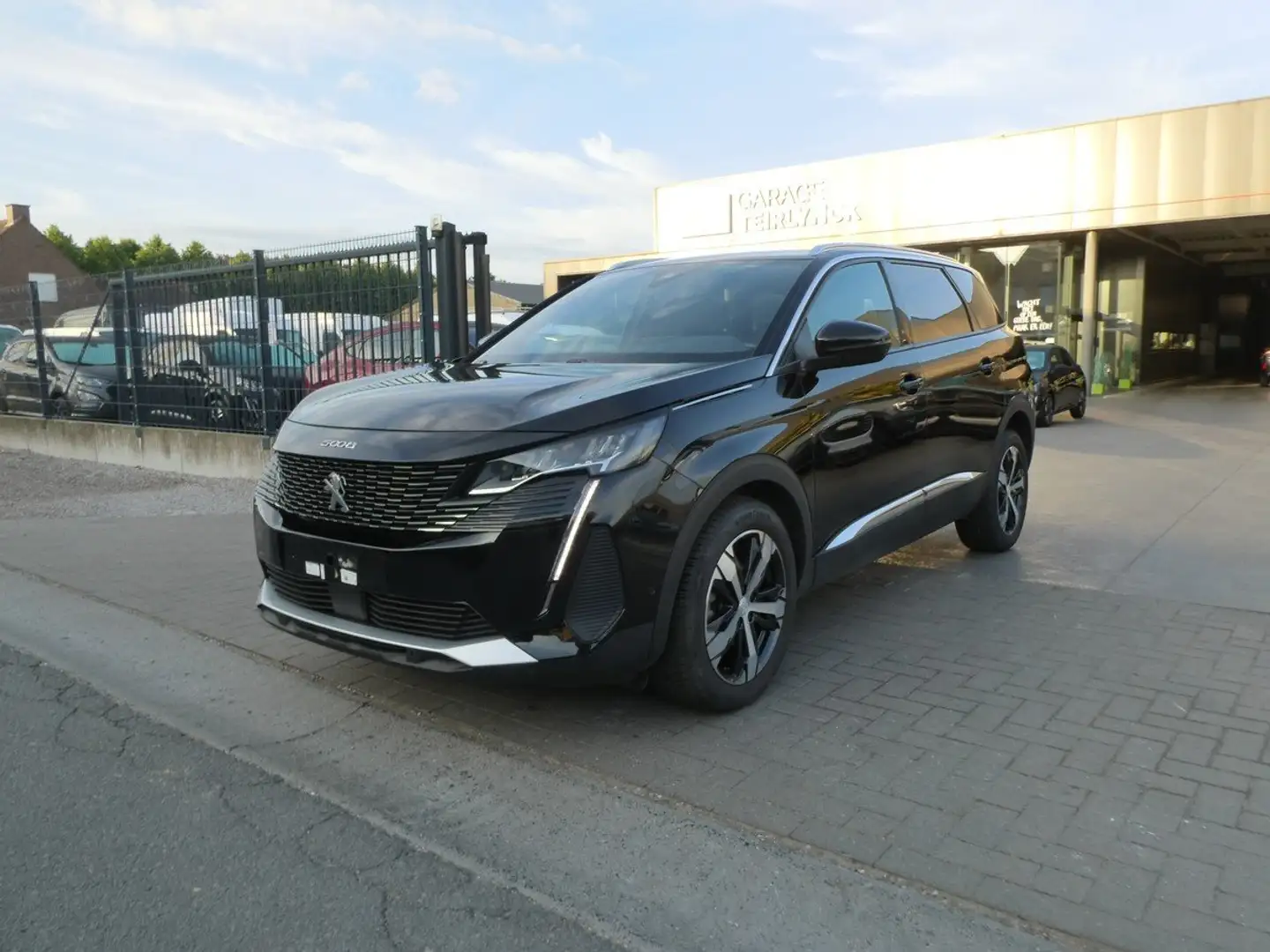 Peugeot 5008 1.2i 130pk AUTO 7pl Allure Camera ACC BLIS (08604) Negro - 1