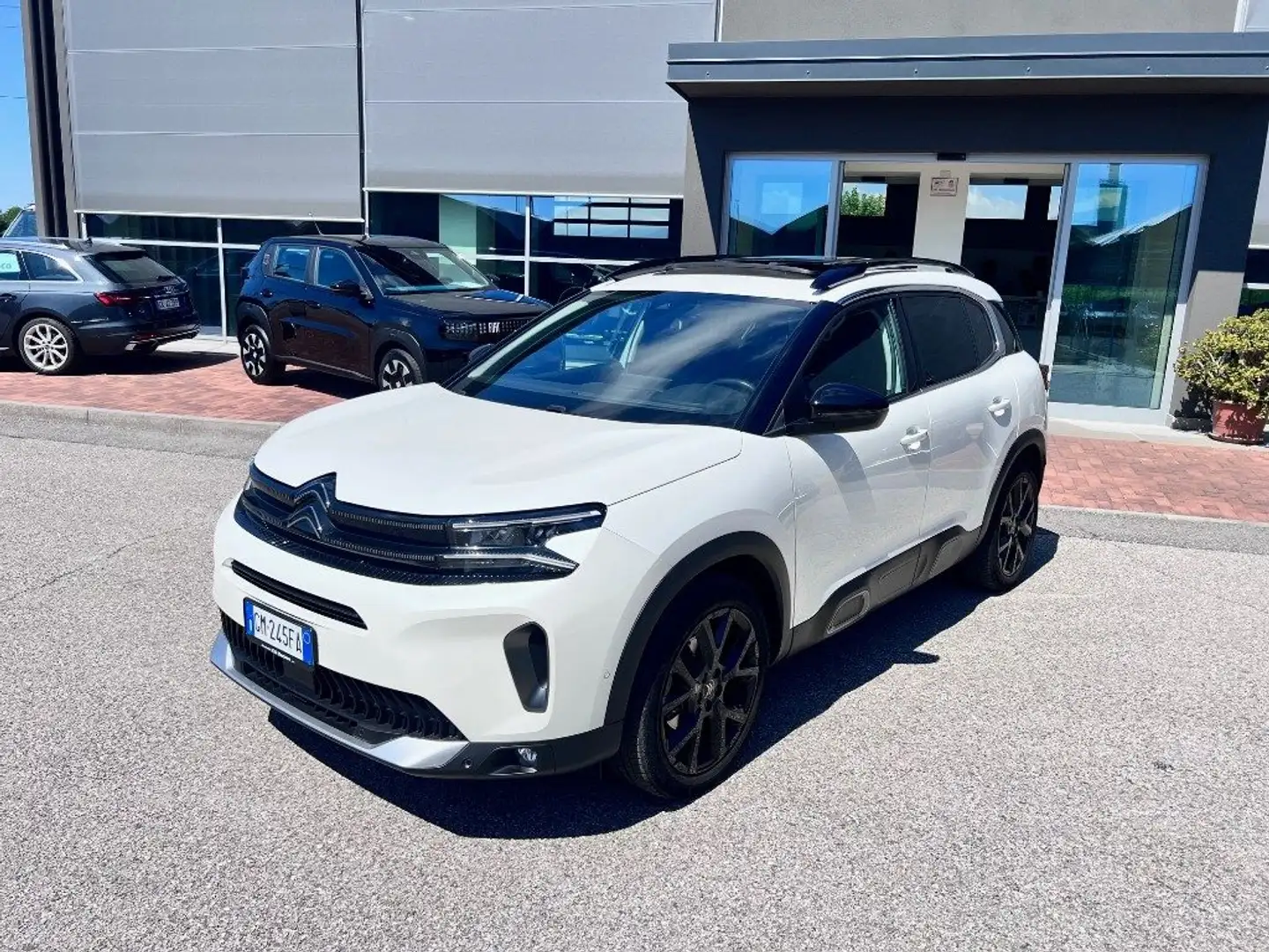 Citroen C5 Aircross BlueHDi 130 S&S EAT8 Shine Pack Bianco - 1