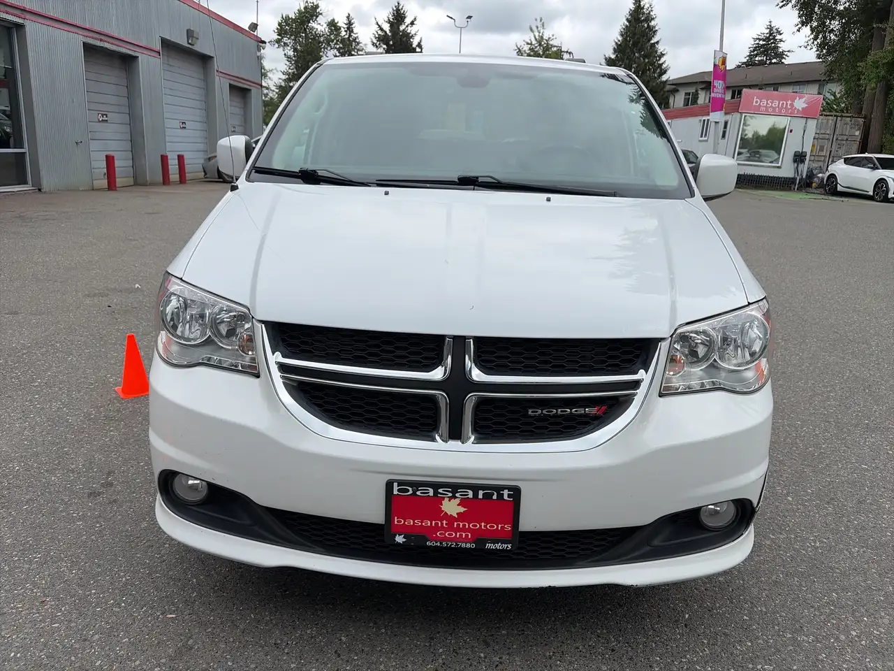 Dodge Grand Caravan снимка Dodge Grand Caravan