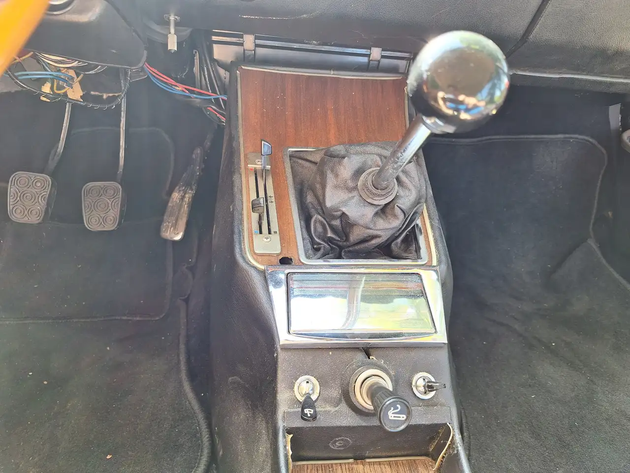 Alfa Romeo GTV 2000 Bertone (1972) red with beige int. + sunroof!, foto 8