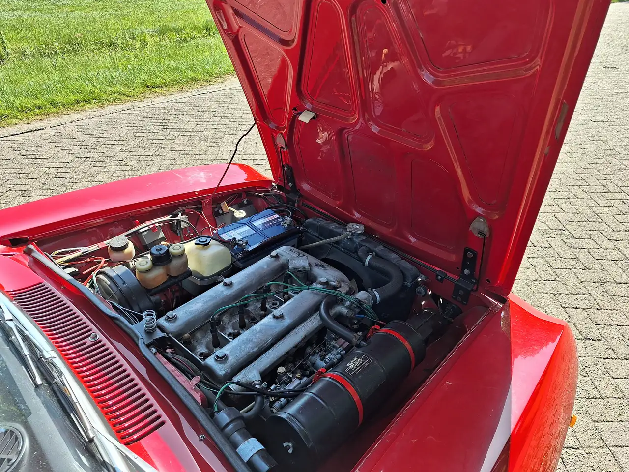Alfa Romeo GTV 2000 Bertone (1972) red with beige int. + sunroof!, foto 9