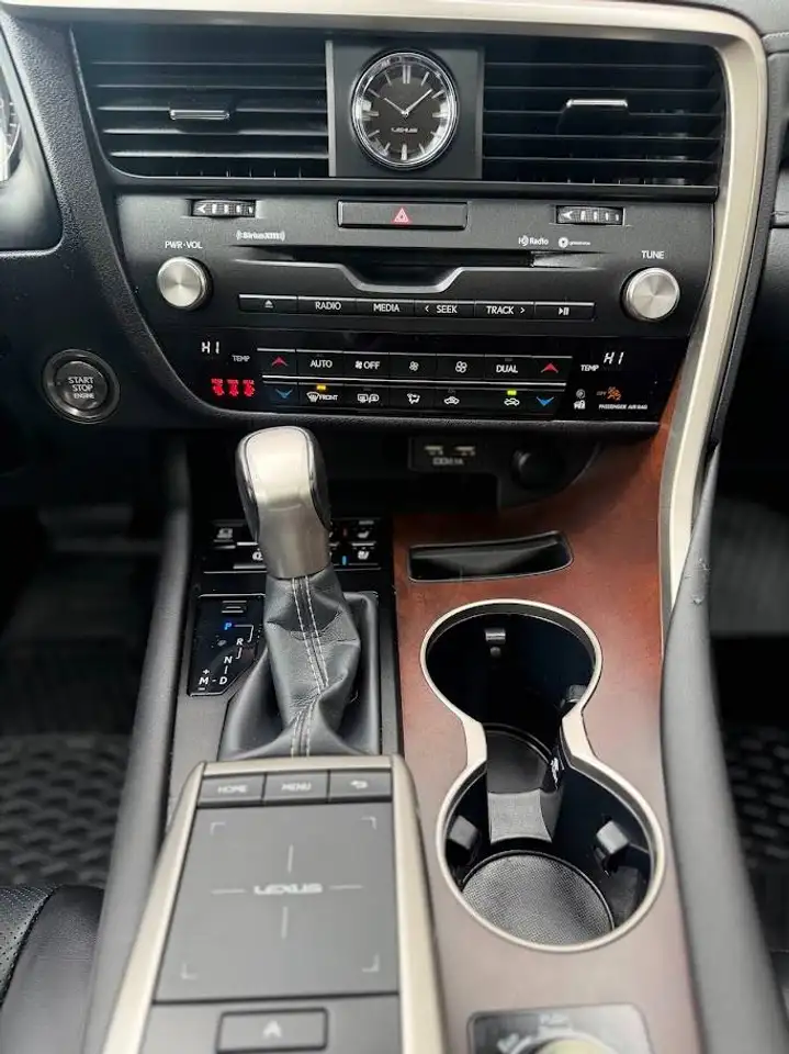 Lexus RX fotografie Lexus RX