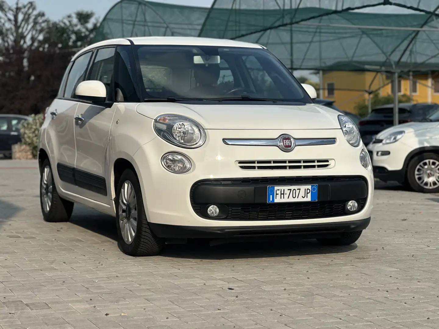 Fiat 500L 500L 1.3 mjt Lounge 95cv Blanc - 1