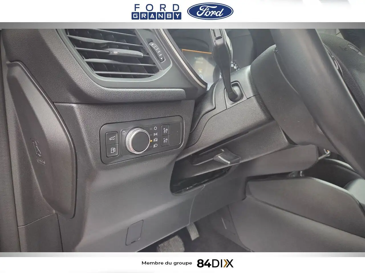Ford Escape снимка Ford Escape