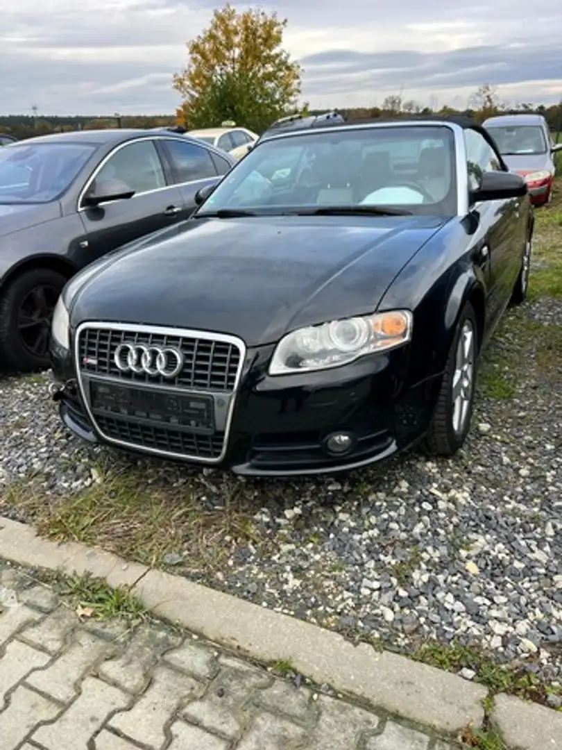 Audi A4 Cabriolet 3.2 quattro S Line 2.Hand,102.tkm Schwarz - 1