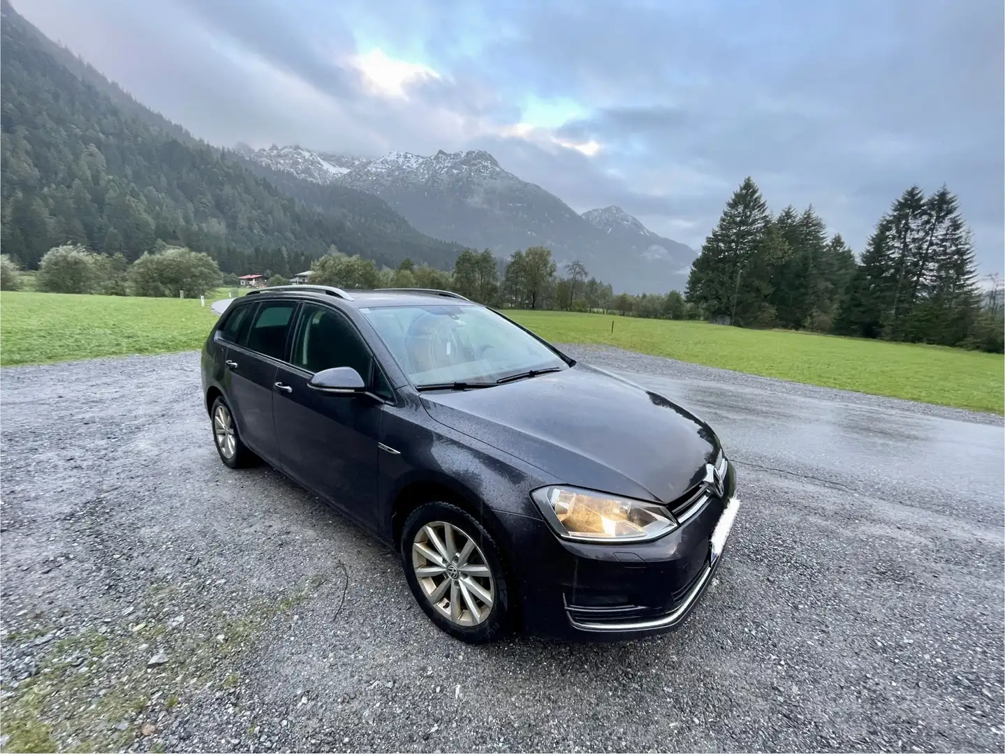 Volkswagen Golf Variant Comfortline 1,6 TDI 4Motion - 1