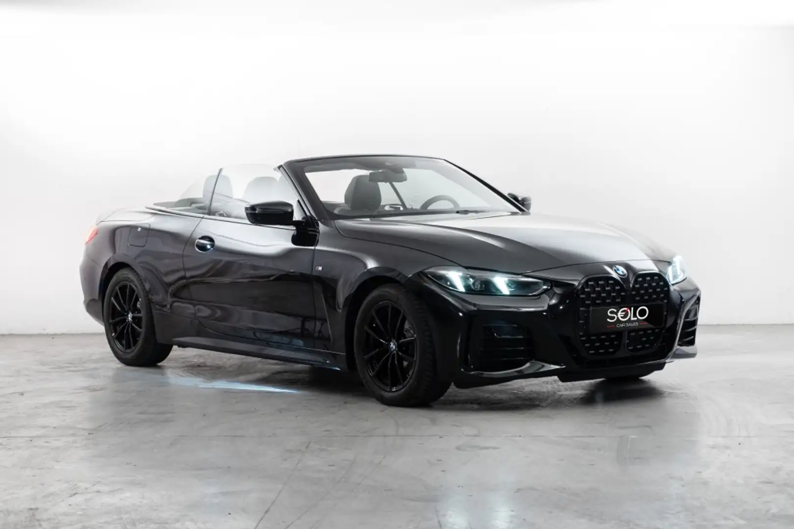 BMW 420 420iA Cabrio M Sport Pro Schwarz - 2