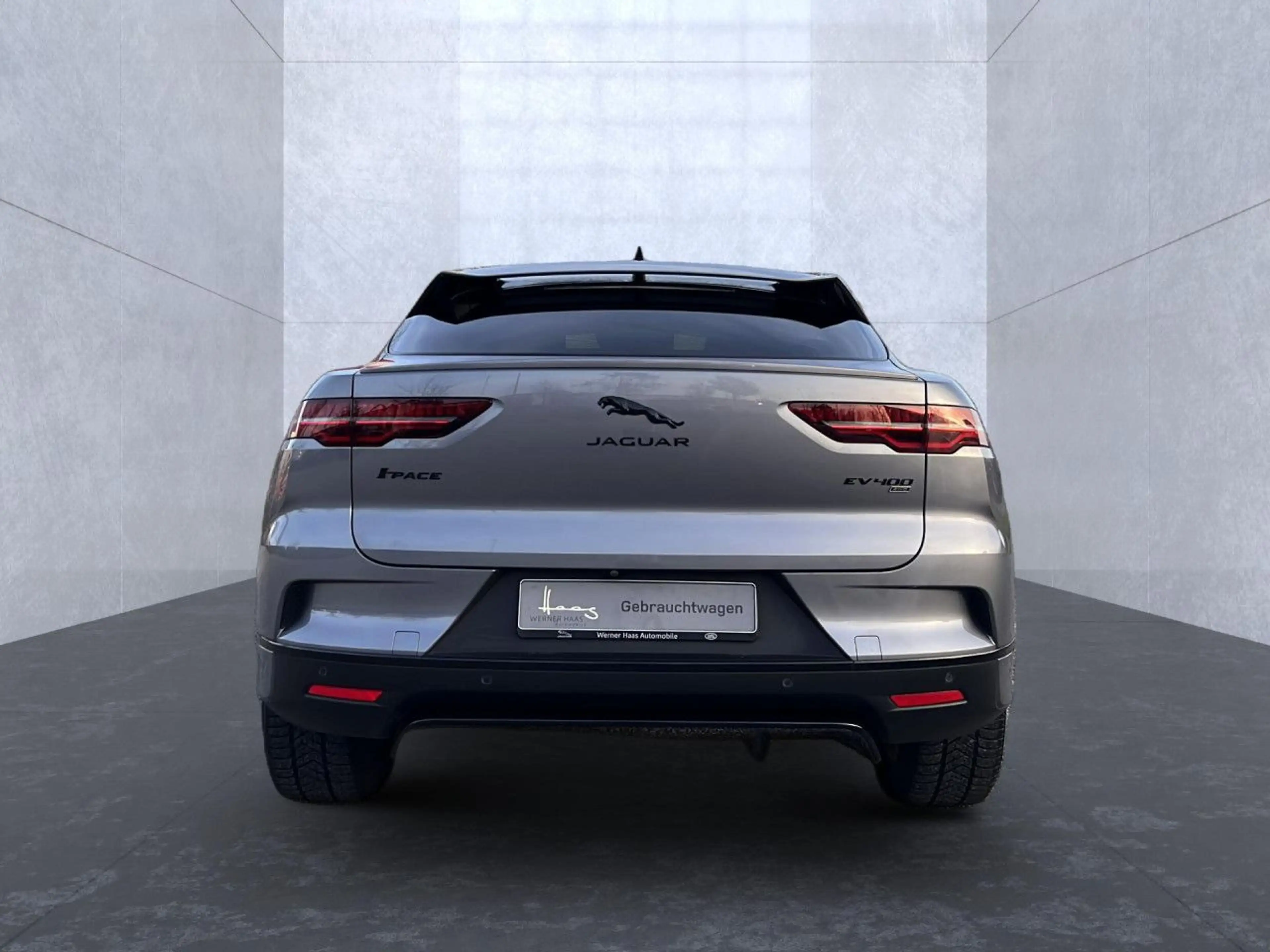 Jaguar I-Pace EV400 AWD S — photo 5