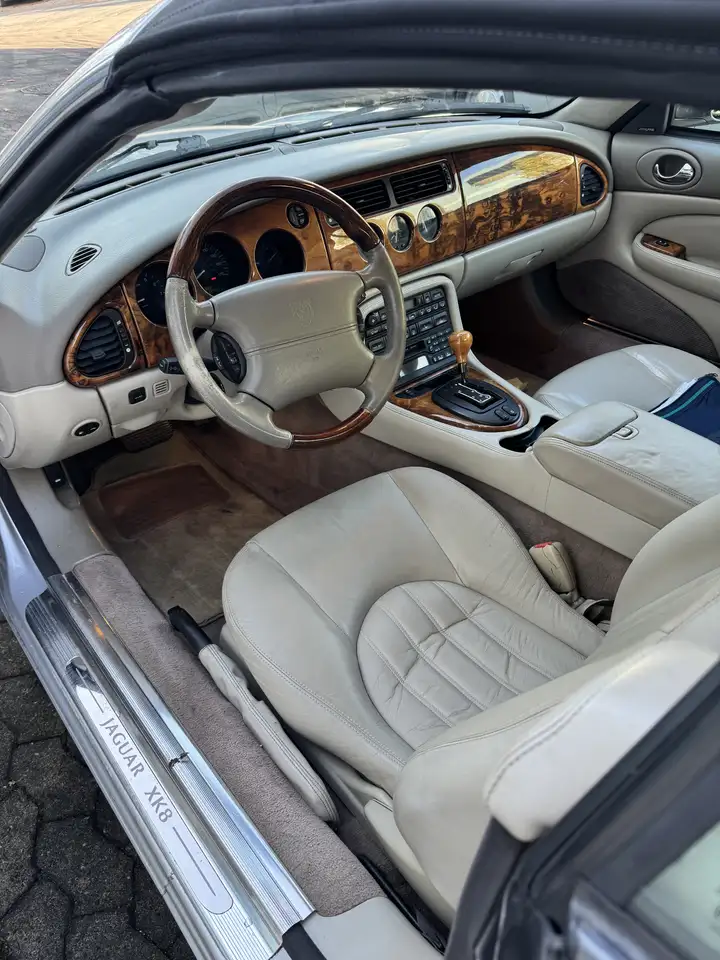 Jaguar XK8 Cabriolet V8, foto 5
