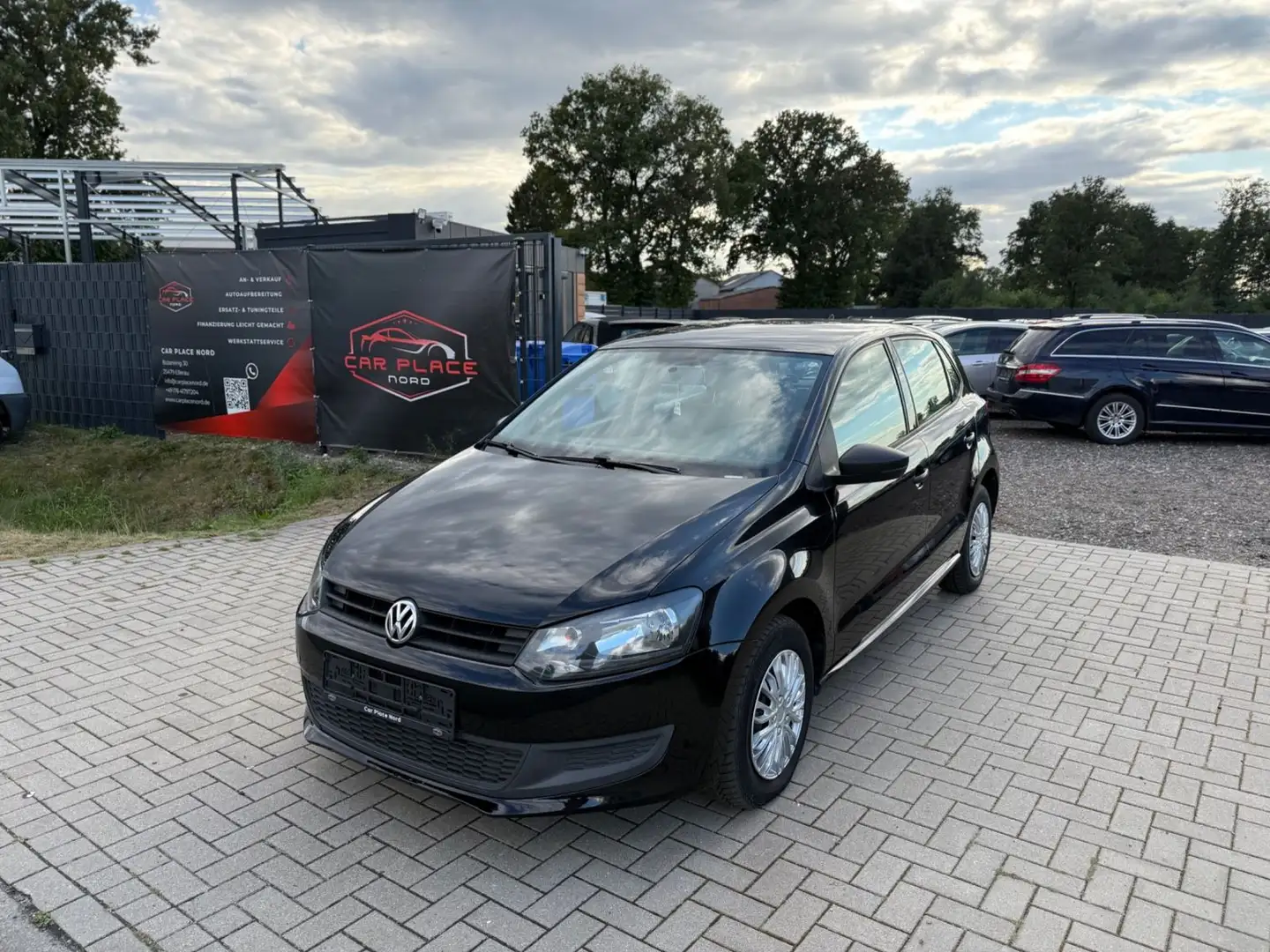 Volkswagen Polo V Trendline TÜV NEU/KLIMAANLAGE/2. HAND Schwarz - 1