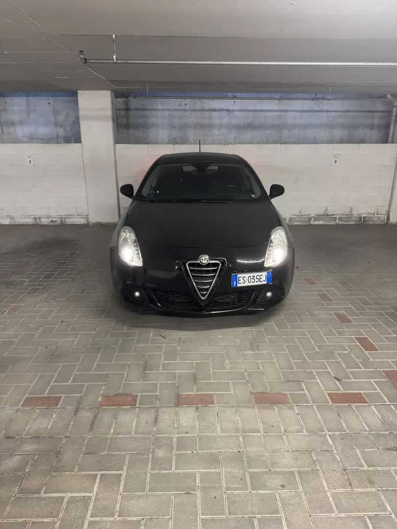 Alfa Romeo Giulietta 1.6 jtdm(2) Distinctive - 1