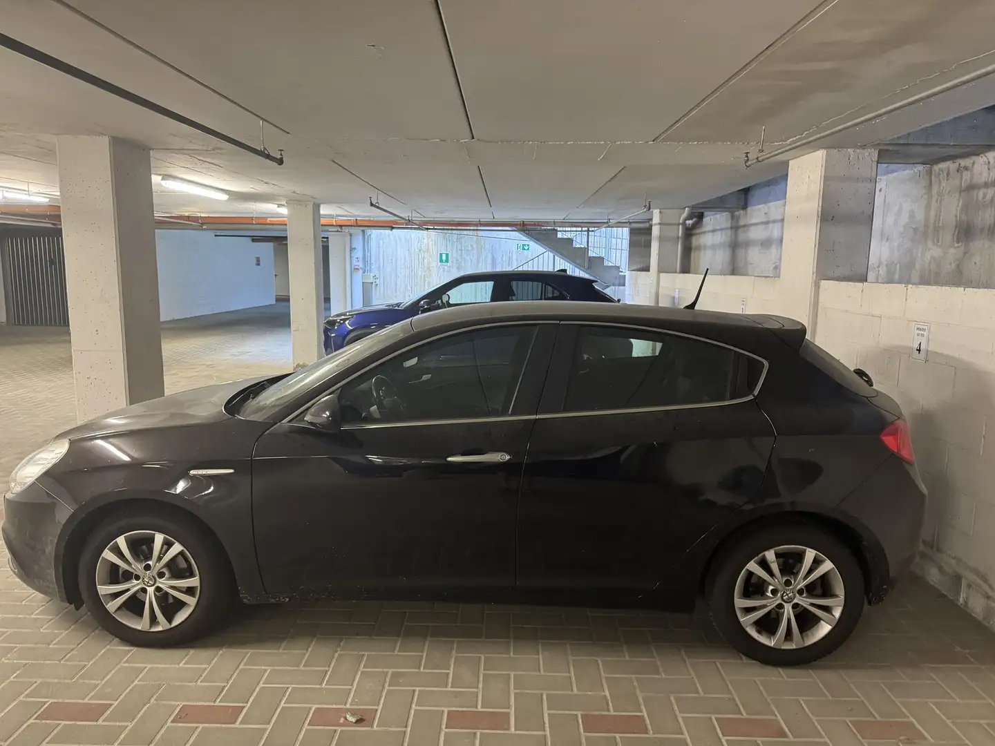 Alfa Romeo Giulietta 1.6 jtdm(2) Distinctive - 2