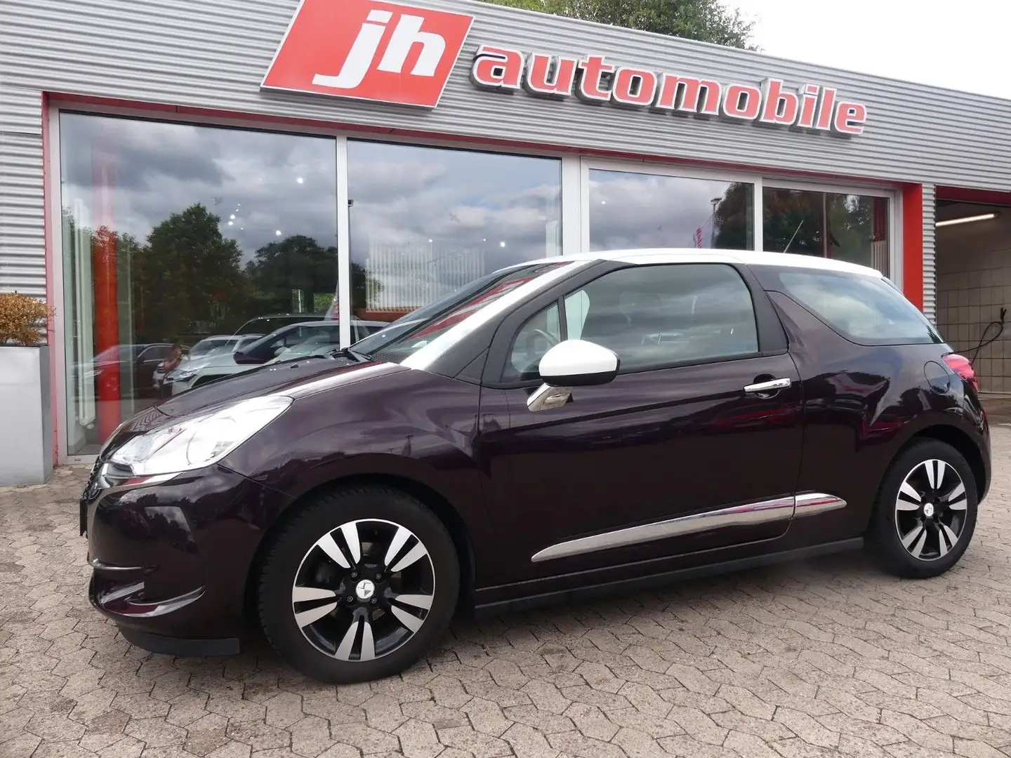 DS Automobiles DS 3 So Chic*APP*PDC*Tempomat*Klima*Allwetter Violett - 1