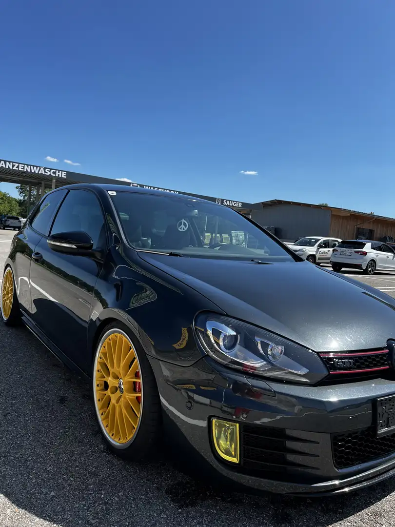 Volkswagen Golf GTI 2,0 DSG - 1