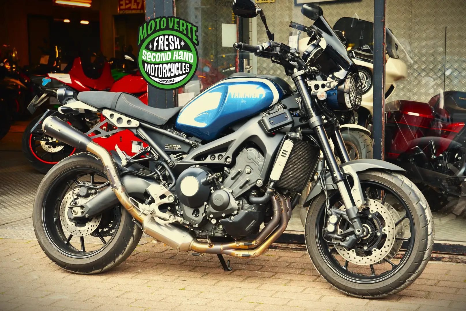 Yamaha XSR 900 ***MOTO VERTE*** Bleu - 1