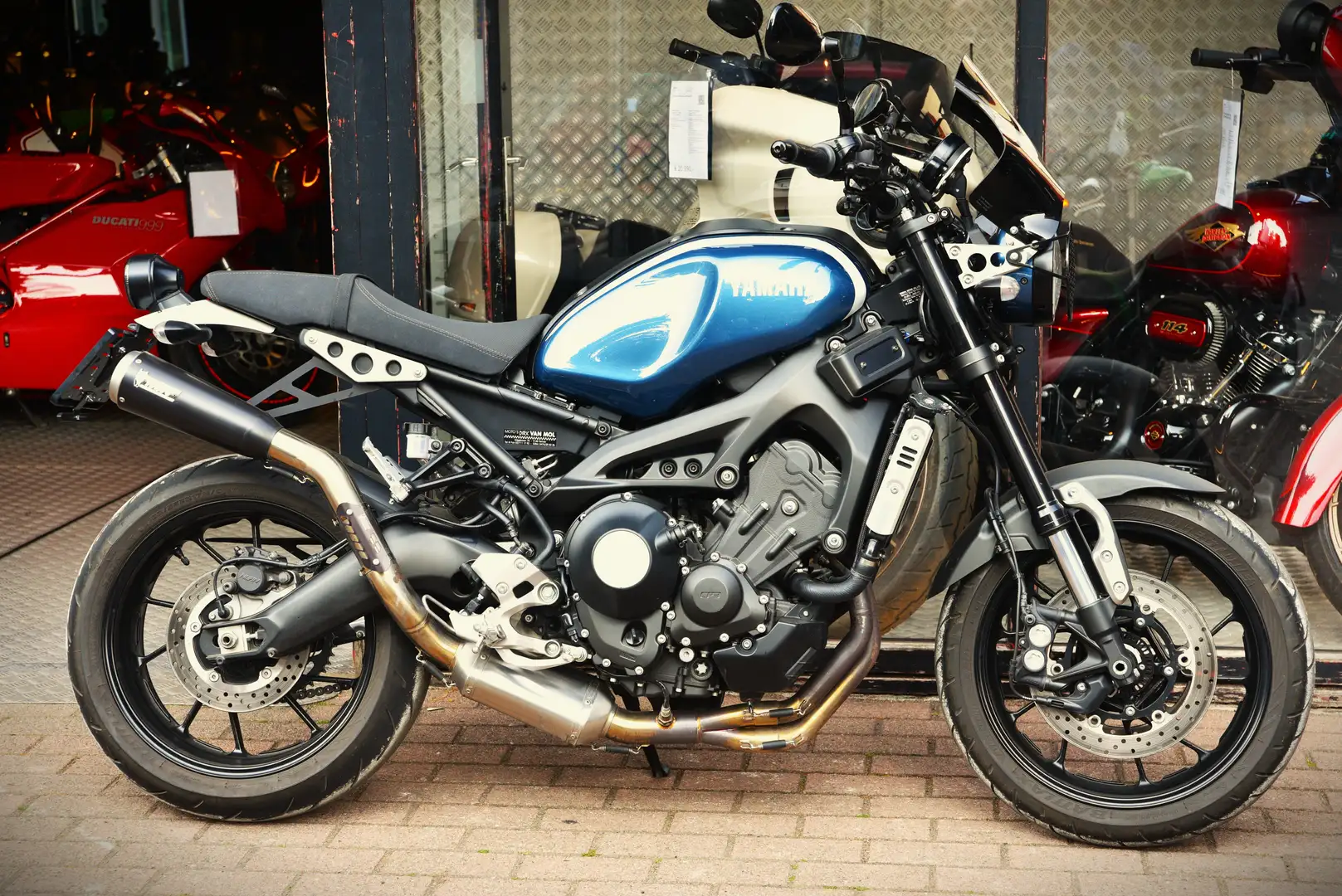 Yamaha XSR 900 ***MOTO VERTE*** Bleu - 2