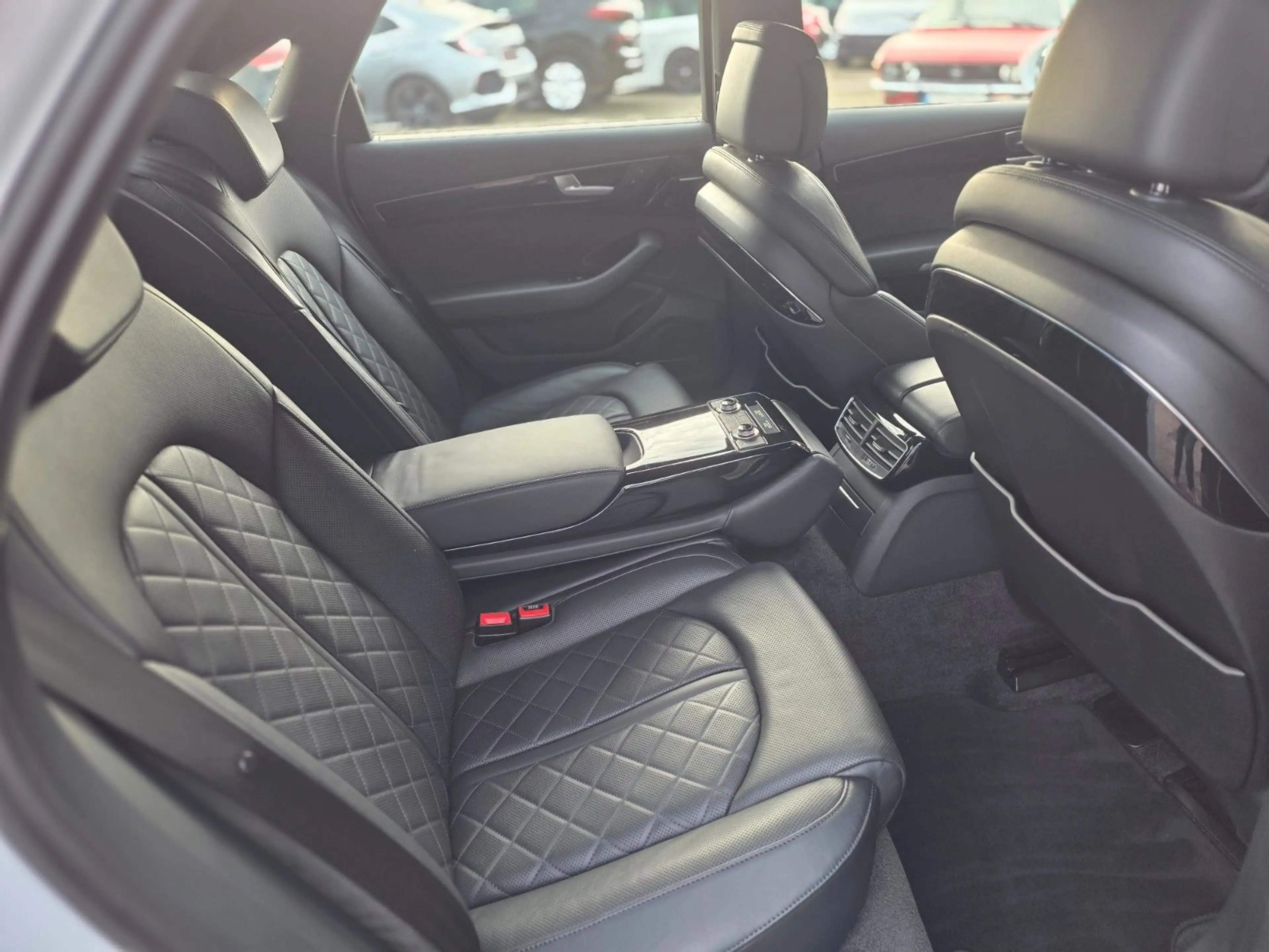 Audi A8 3.0 TDI quattro SCHECKHEFT/EL.SD/360Grad/KOMF — photo 25