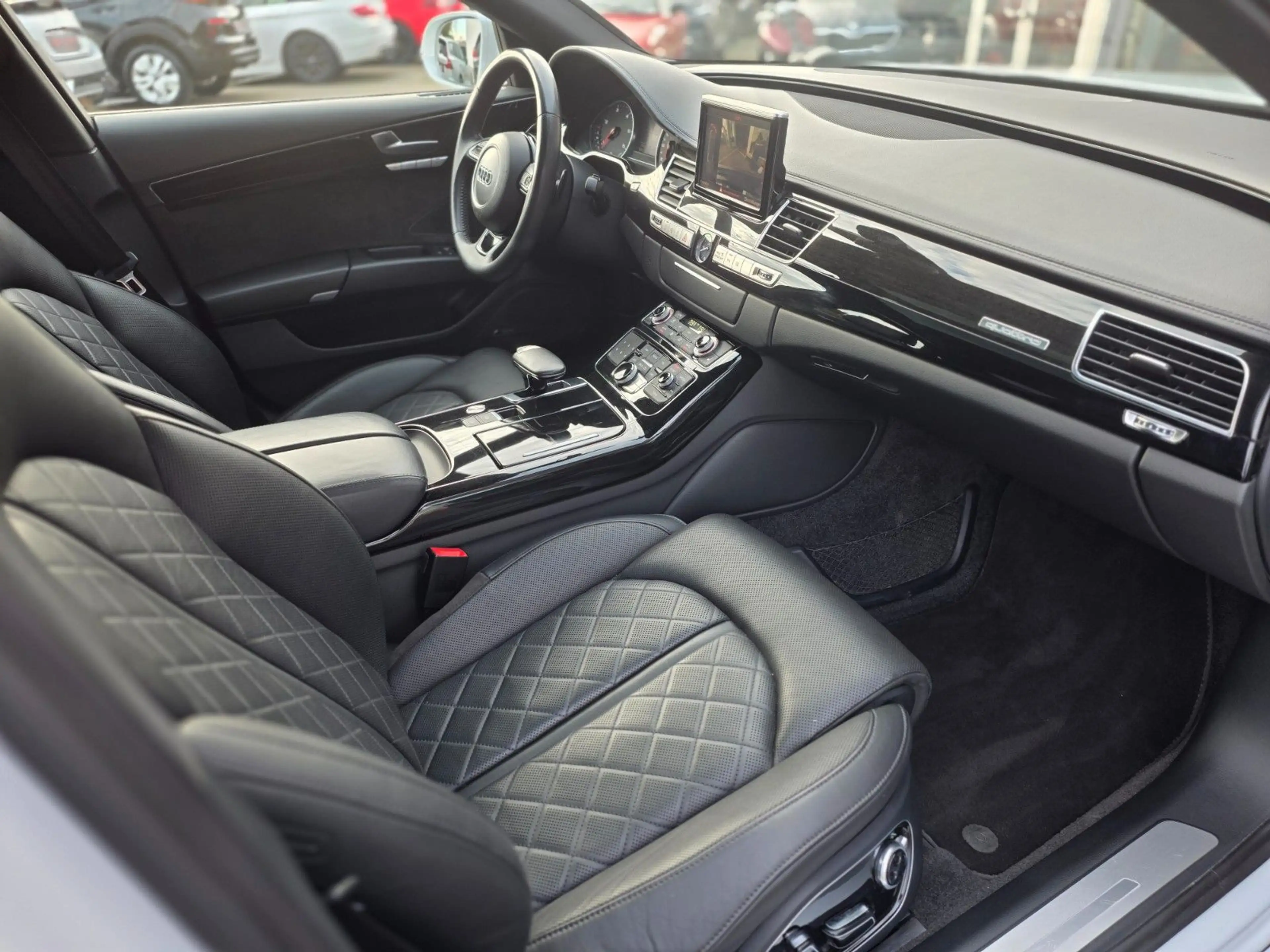 Audi A8 3.0 TDI quattro SCHECKHEFT/EL.SD/360Grad/KOMF — photo 12